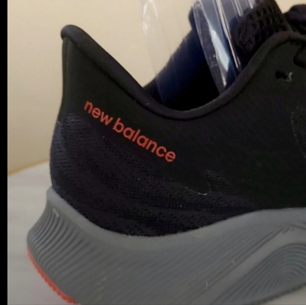 Men's NEW BALANCE Fuel Cell Prism Running Shoes 7.5 - Picture 7 of 11